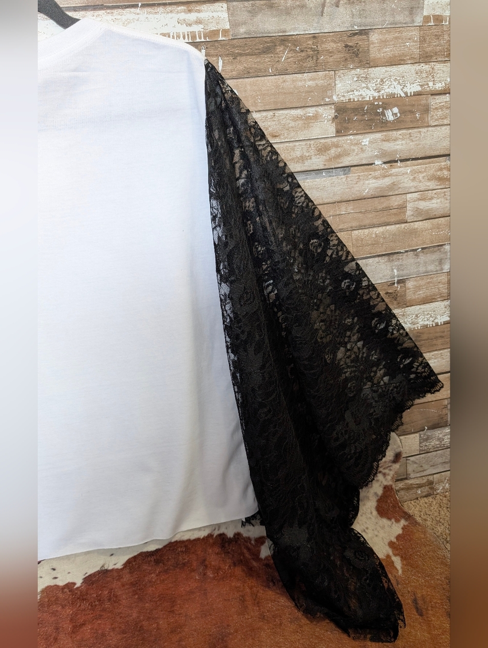 New Handcrafted Stevie Nicks Graphic W Black Lace Boho Bat Winged Sleeves - Picture 9 of 9